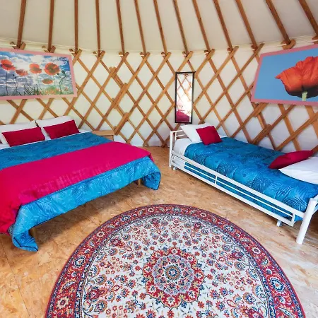 Luxury tent Yourtissimo Laprugne